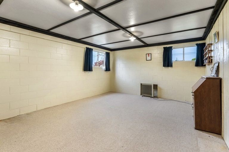 Photo of property in 19 Arthur Street, Holmes Hill, Oamaru, 9401