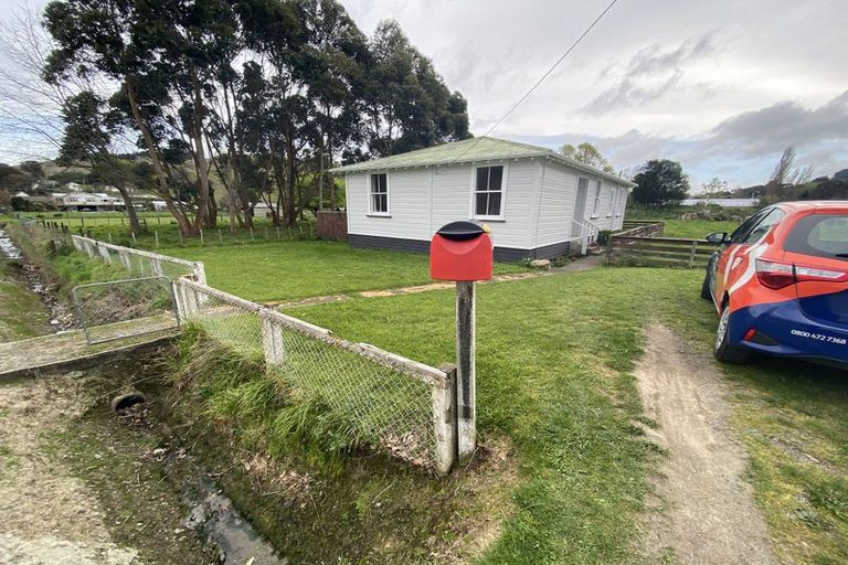 Photo of property in 6 Charles Street, Tinui, Masterton, 5889