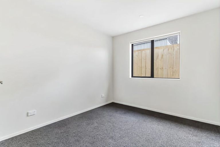 Photo of property in 6b Cronshaw Road, Karaka, Papakura, 2113