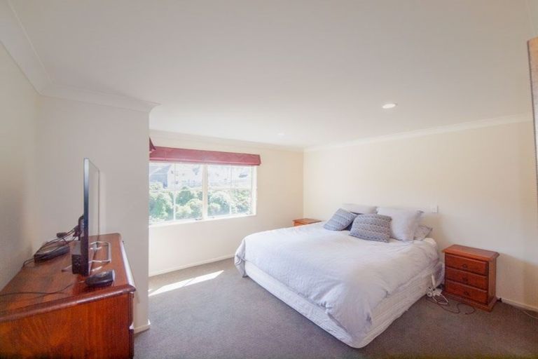 Photo of property in 55 Lakewood Avenue, Churton Park, Wellington, 6037