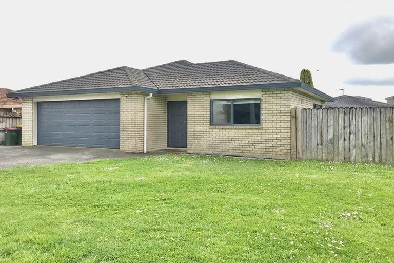 Photo of property in 100a Manuroa Road, Takanini, 2112