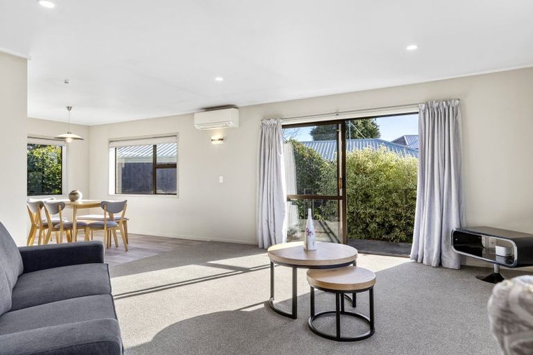 Photo of property in 7 Kathleen Place, Rainbow Point, Taupo, 3330