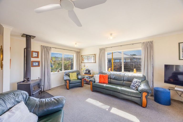 Photo of property in 37 Higginson Street, Otane, 4202