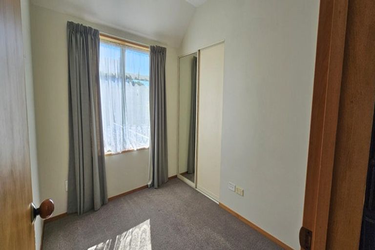 Photo of property in 15 Brockworth Place, Riccarton, Christchurch, 8011