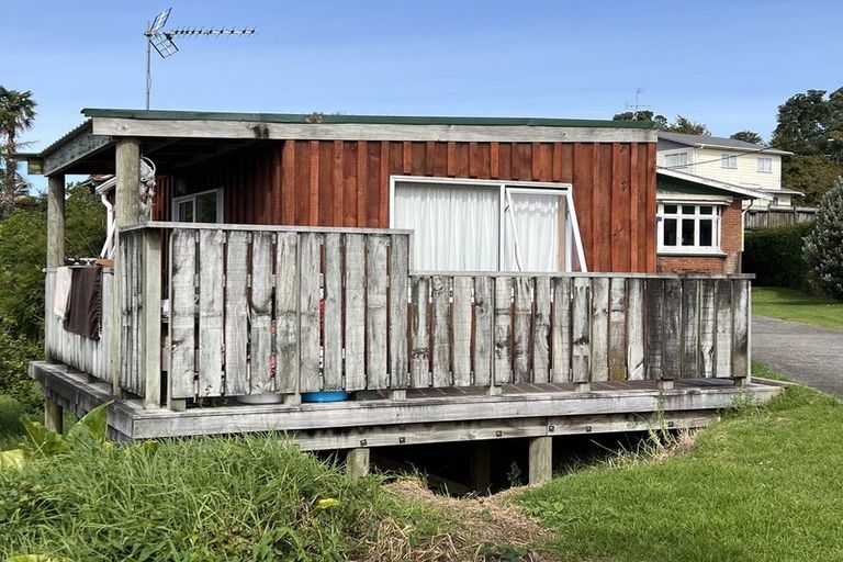 Photo of property in 11 Tupoki Street, Glen Avon, New Plymouth, 4312