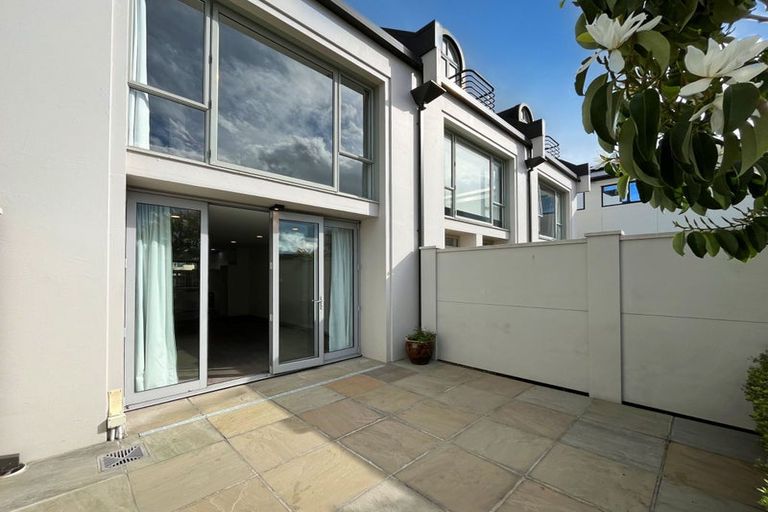 Photo of property in 3/45 Chester Street West, Christchurch Central, Christchurch, 8013