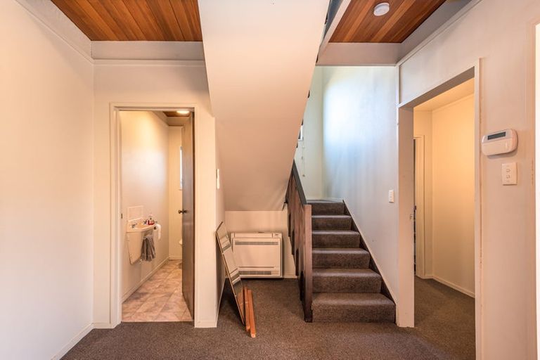 Photo of property in 27 Wadeley Road, Ilam, Christchurch, 8041