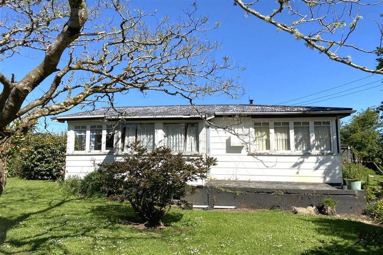 Photo of property in 28 Clifford Street, Blackball, 7804