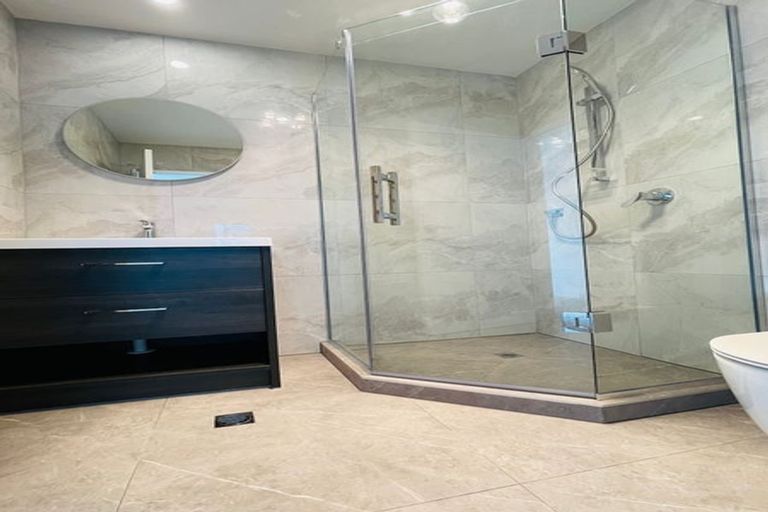 Photo of property in 75f Cardiff Road, Pakuranga, Auckland, 2010