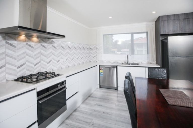 Photo of property in 11u3 Gazeley Avenue, Silverdale, Hamilton, 3216