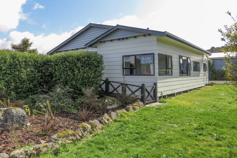 Photo of property in 32-34 Coal Street, Reefton, 7830