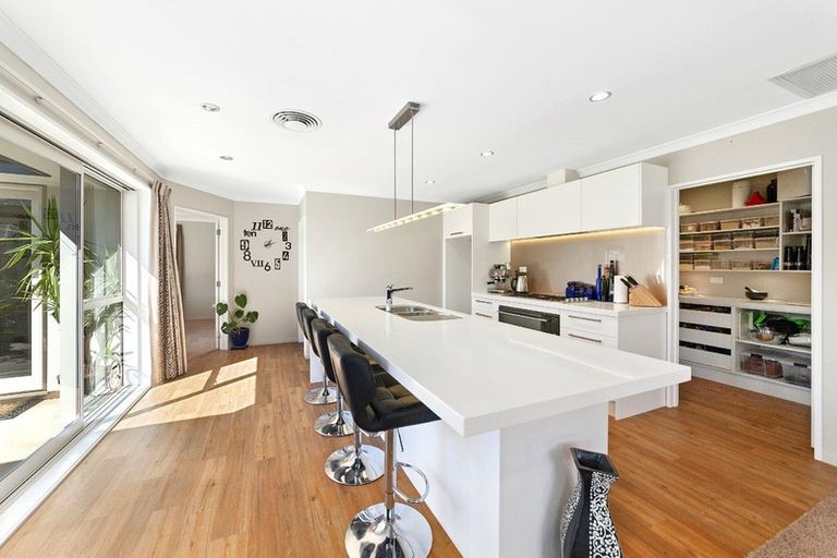 Photo of property in 5 Saint Keverne Close, Burwood, Christchurch, 8083