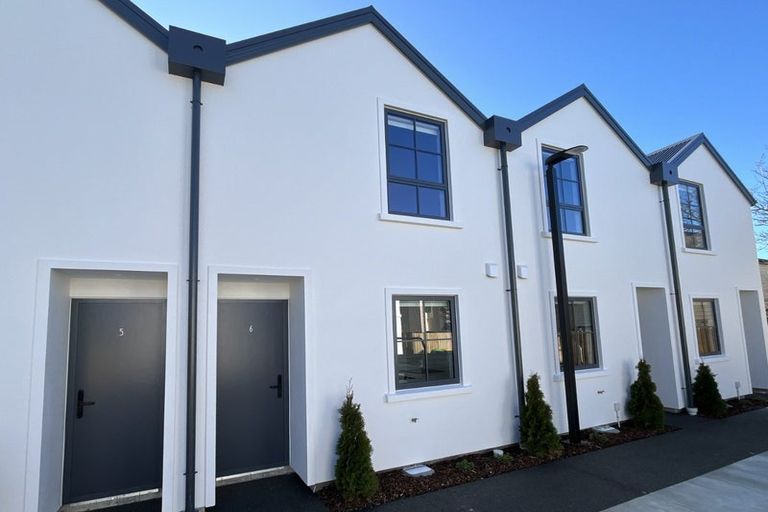 Photo of property in 6/35 Eversleigh Street, St Albans, Christchurch, 8014