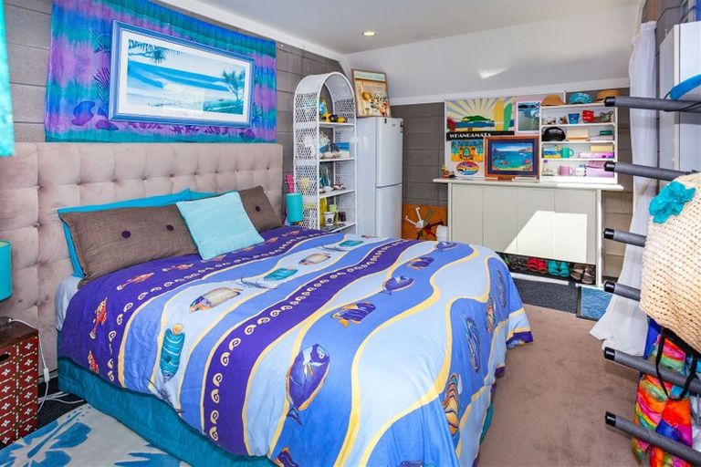 Photo of property in 306 Ocean Road, Whangamata, 3620