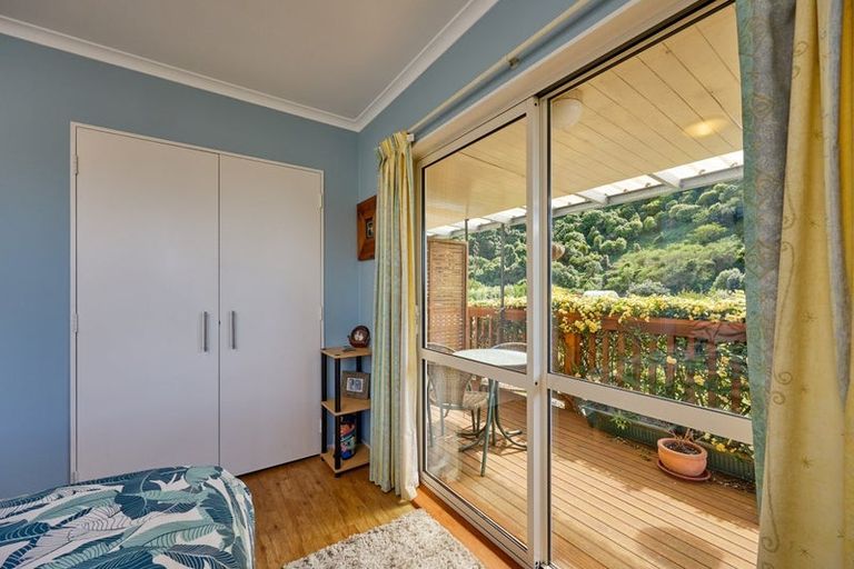 Photo of property in 17 Makura Road, Goose Bay, Kaikoura, 7374
