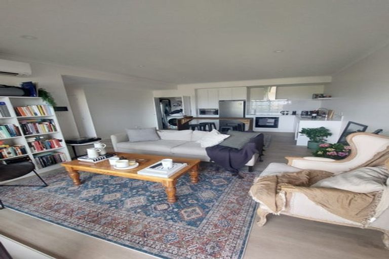 Photo of property in 65/g03 Tonar Street, Northcote, Auckland, 0627