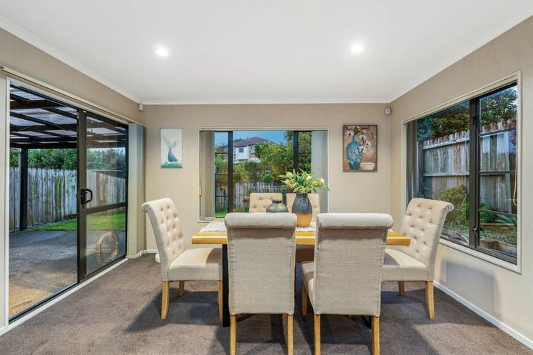 Photo of property in 4a Dapple Place, Flat Bush, Auckland, 2019