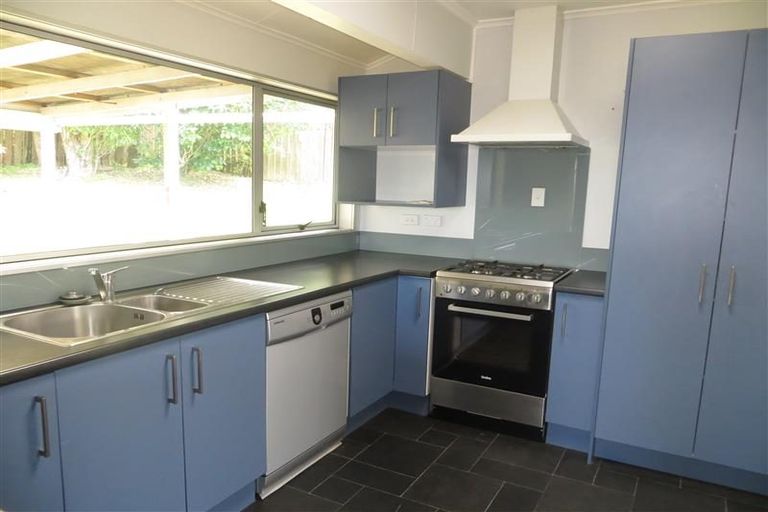 Photo of property in 11 Fitzwilliam Drive, Torbay, Auckland, 0630