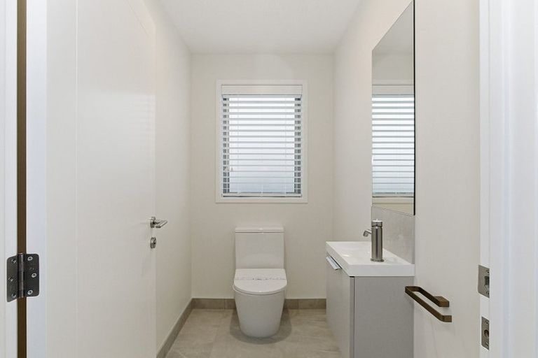 Photo of property in 17 Akakura Terrace, Peacocke, 3206