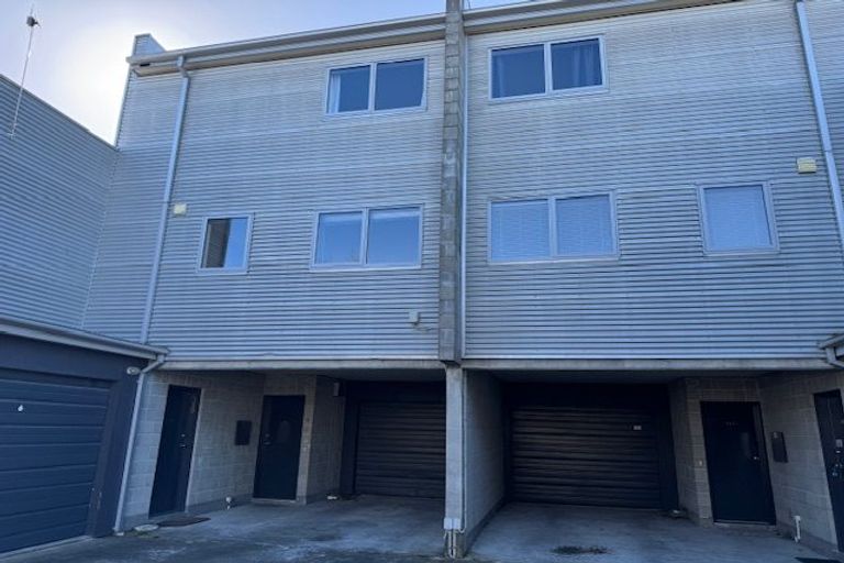 Photo of property in 141 Purchas Street, Edgeware, Christchurch, 8013