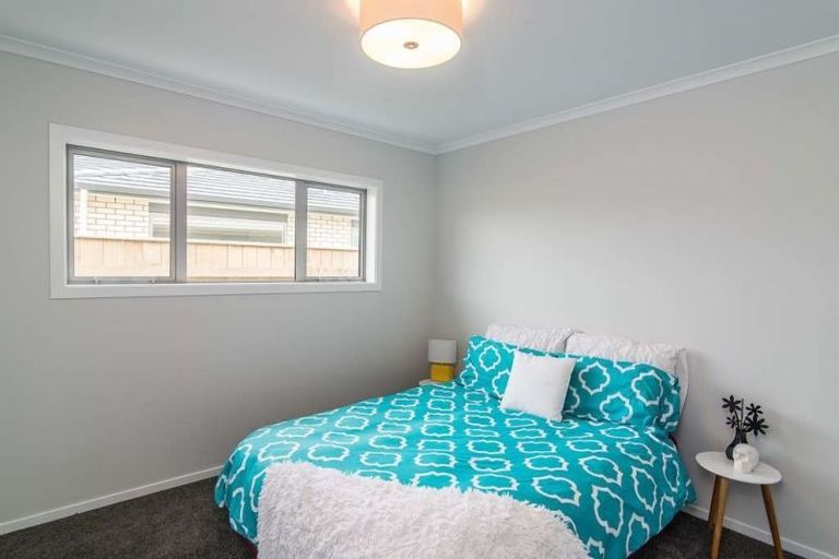 Photo of property in 96 Mazengarb Road, Paraparaumu Beach, Paraparaumu, 5032