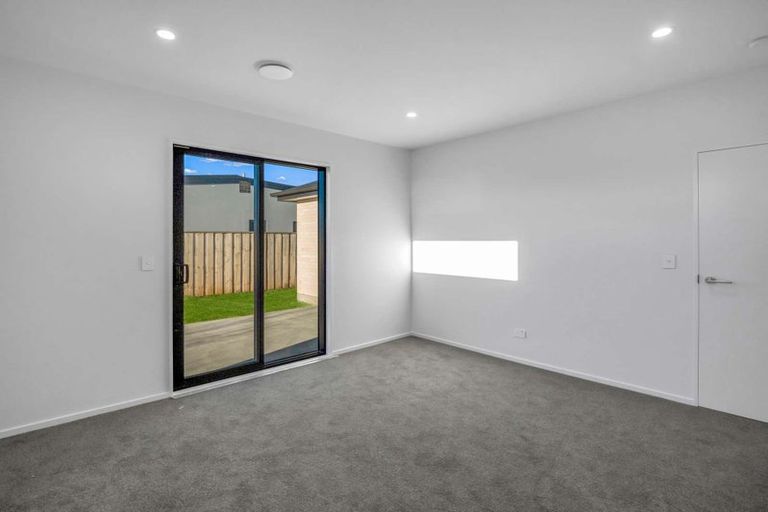 Photo of property in 15 Ivan Mauger Place, Rolleston, 7615