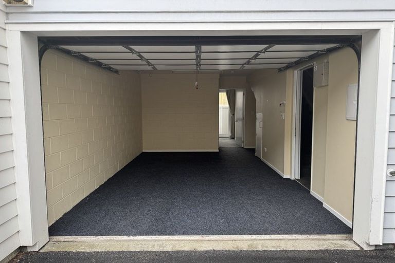 Photo of property in Pirie Street Townhouses, 20/35u Pirie Street, Mount Victoria, Wellington, 6011