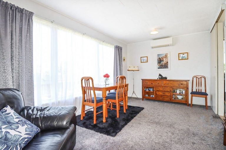Photo of property in 69 Guy Street, Dannevirke, 4930