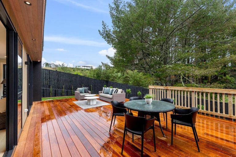 Photo of property in 36 Ara Hills Drive, Wainui, Silverdale, 0992