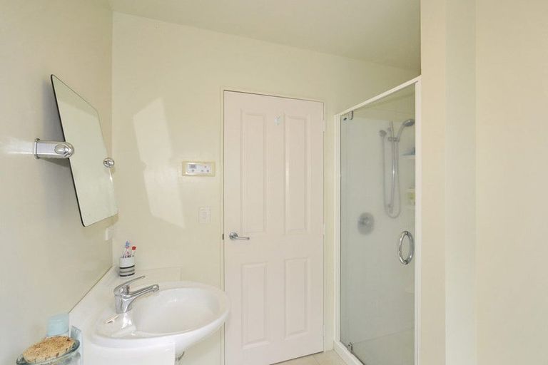 Photo of property in 86 Karepa Street, Brooklyn, Wellington, 6021