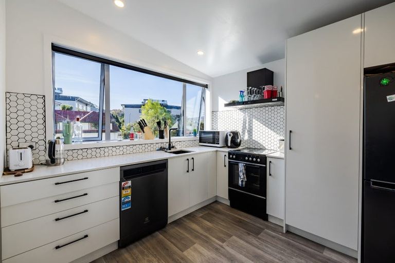 Photo of property in 52 Maitland Street, Dunedin Central, Dunedin, 9016