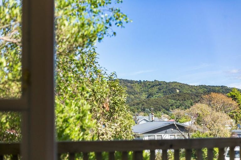 Photo of property in 26 Mataura Grove, Wainuiomata, Lower Hutt, 5014