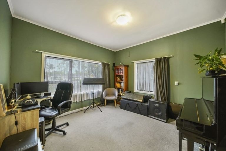 Photo of property in 13 Birdwood Avenue, Papatoetoe, Auckland, 2025