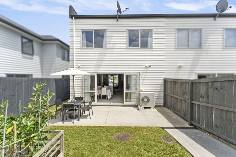 Photo of property in 39 Treestump Road, Takanini, 2112