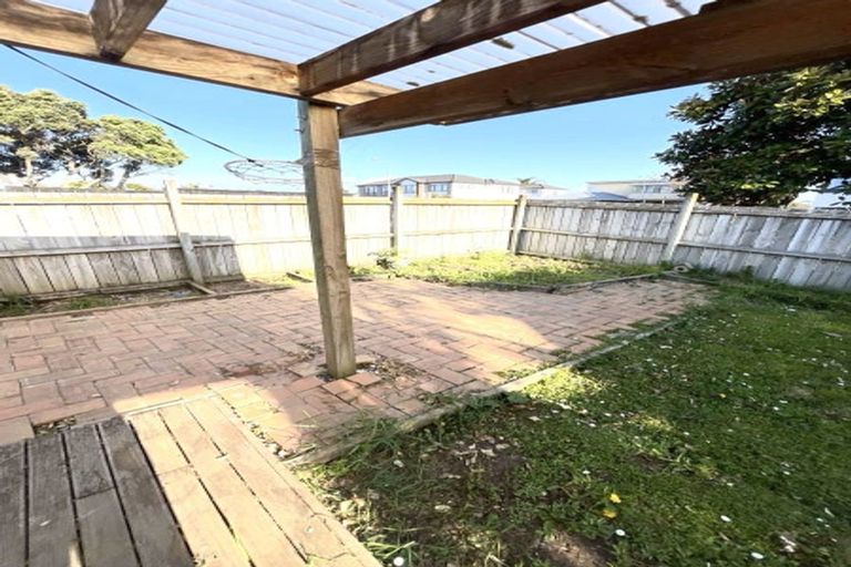 Photo of property in 1/118 Gills Road, Bucklands Beach, Auckland, 2014