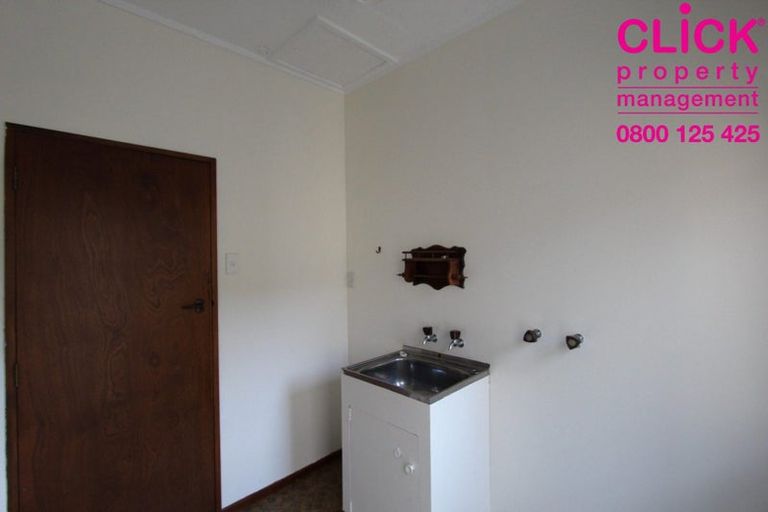 Photo of property in 142 Gladstone Road North, Mosgiel, 9024