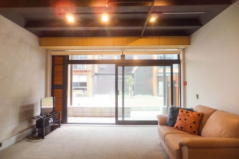 Photo of property in Vedado Apartments, 204/41u Hopper Street, Mount Cook, Wellington, 6011