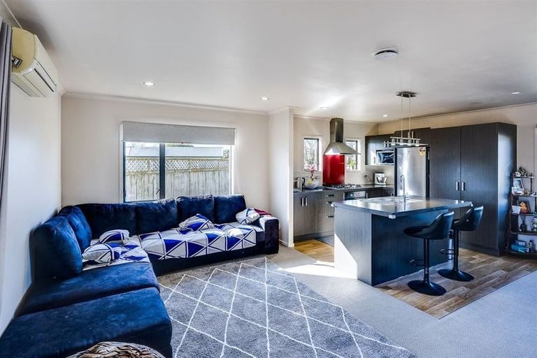 Photo of property in 104a Murphy Road, Taradale, Napier, 4112