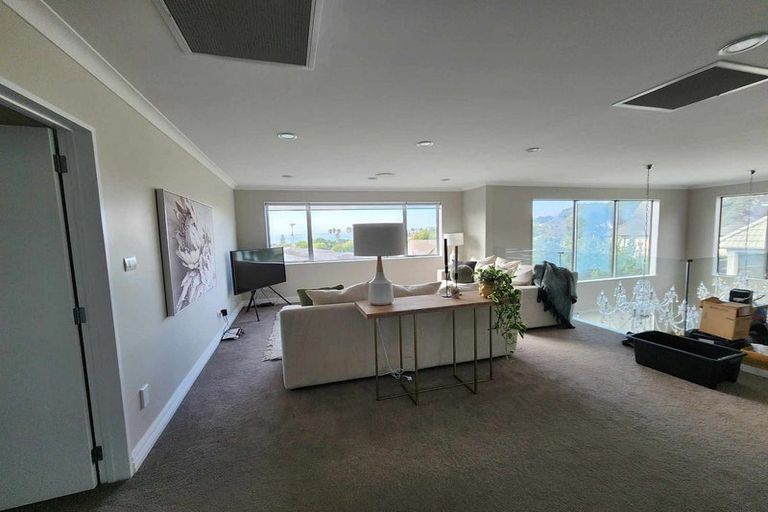 Photo of property in 89b William Bayes Place, Red Beach, 0932