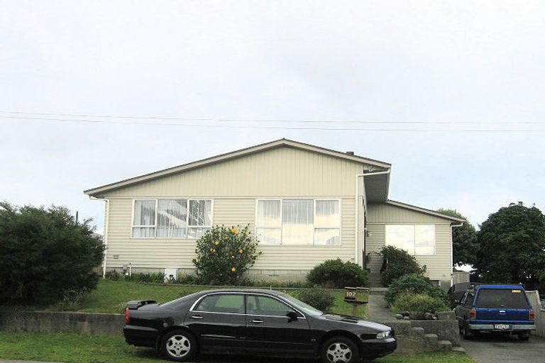 Photo of property in 102 Martin Road, Paraparaumu Beach, Paraparaumu, 5032