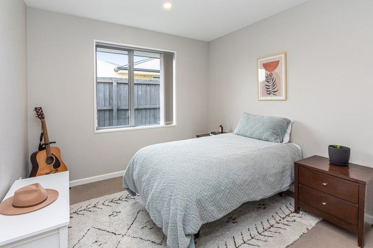 Photo of property in 71 Rannoch Drive, Broomfield, Christchurch, 8042