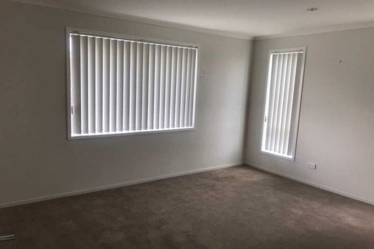 Photo of property in 17 Lamborn Drive, Papakura, 2110