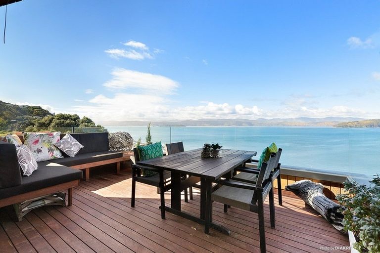 Photo of property in 12 Satchell Way, Kaiwharawhara, Wellington, 6035