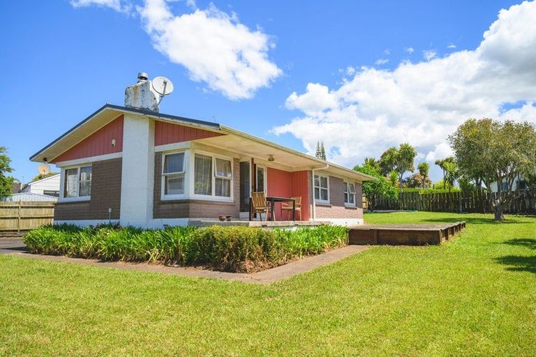 Photo of property in 5 Eden Place, Pukekohe, 2120