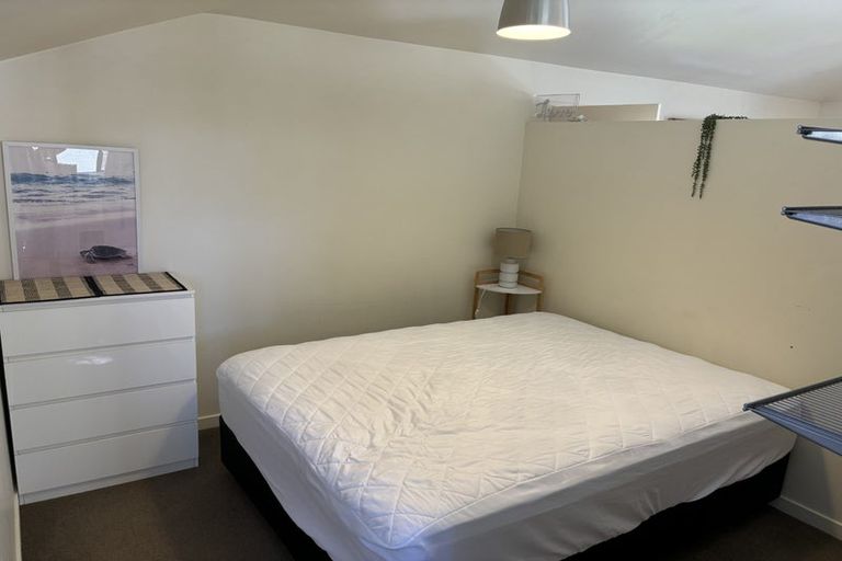 Photo of property in 15a Beresford Street, Bayswater, Auckland, 0622