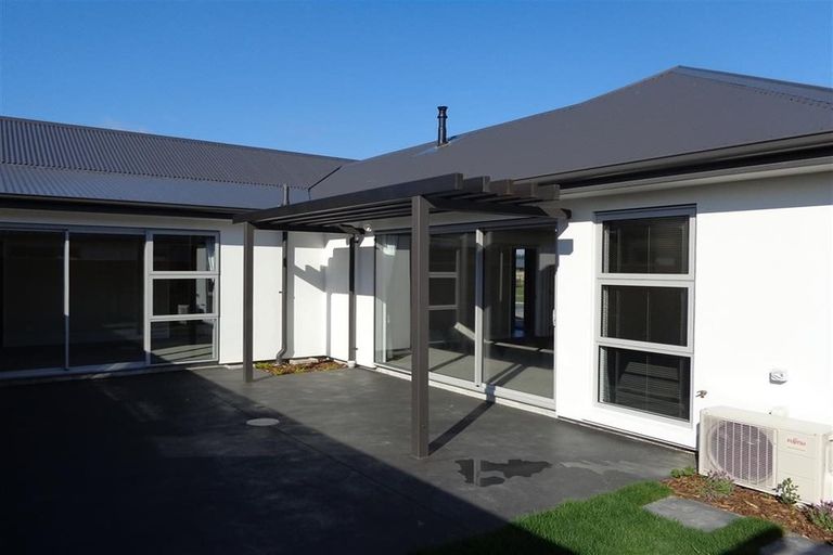 Photo of property in 19 Farnborough Way, Rolleston, 7615