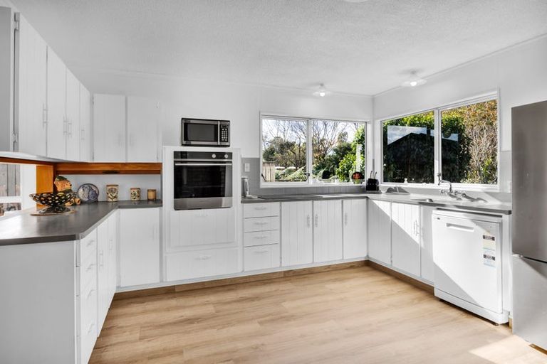 Photo of property in 21 Nikau Street, Inglewood, 4330