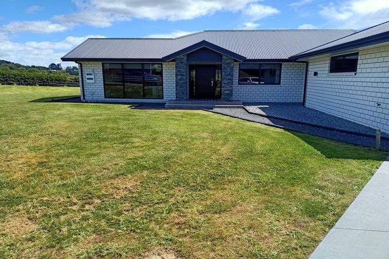 Photo of property in 22 Old Vintners Close, Te Kauwhata, 3782