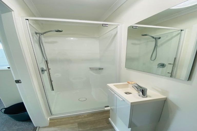 Photo of property in 30 Anthony Grove, Paraparaumu Beach, Paraparaumu, 5032