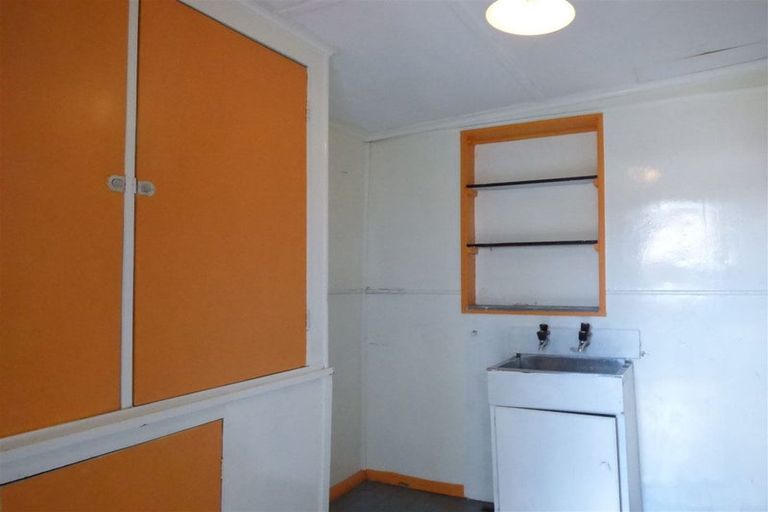 Photo of property in 36 Harwich Street, Balclutha, 9230